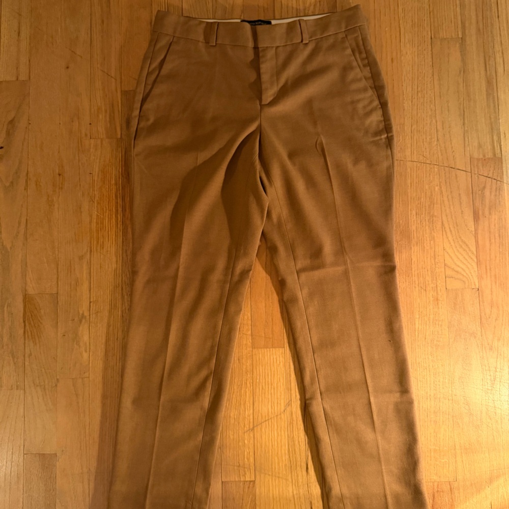 Banana Republic Women’s Brown Chinos